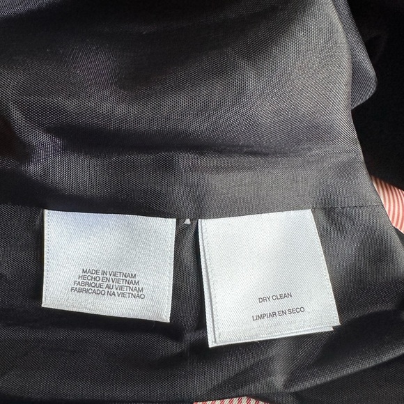 Anne Klein Navy Blazer, red and white striped liner, never worn - Picture 5 of 6